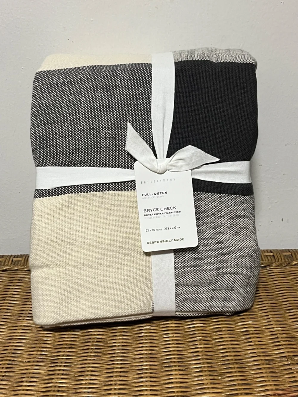 Pottery Barn.  Bryce Check Yarned Dyed Full/Queen Duvet.